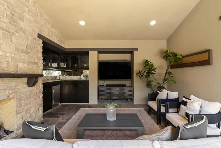 7716 Briza Placida, San Diego, California 92127