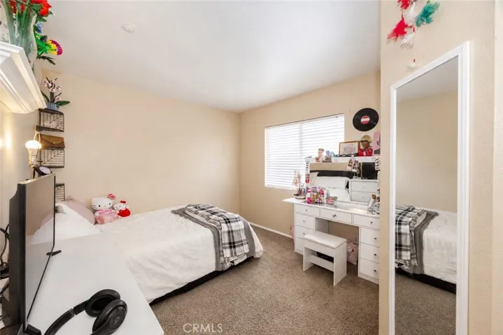 7560 Seine, Highland, California 92346