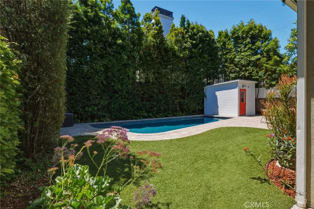 private south facing backyard