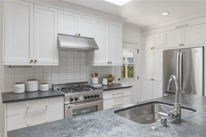 gorgeous soapstone counters