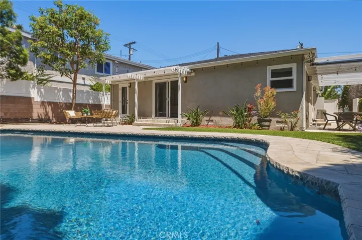 south facing backyard and pool