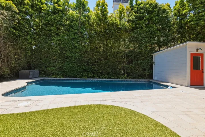 south facing private backyard