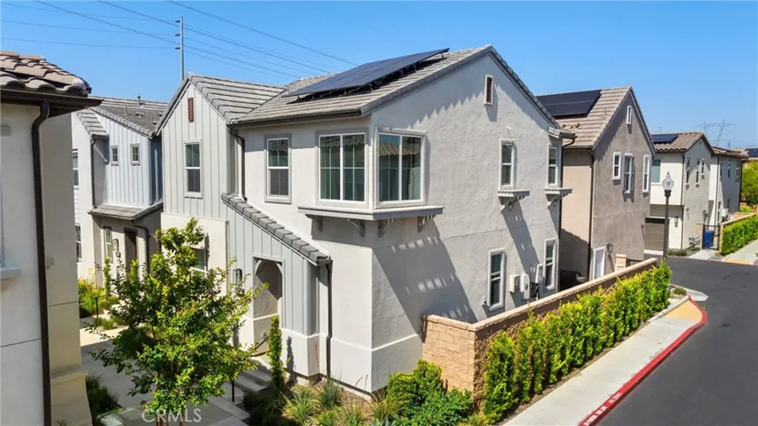 16064 Jamie 7, Fontana, California 92336