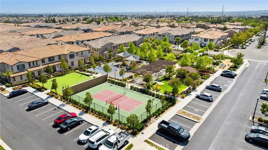 16064 Jamie 7, Fontana, California 92336