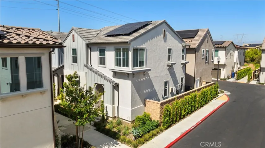 16064 Jamie 7, Fontana, California 92336