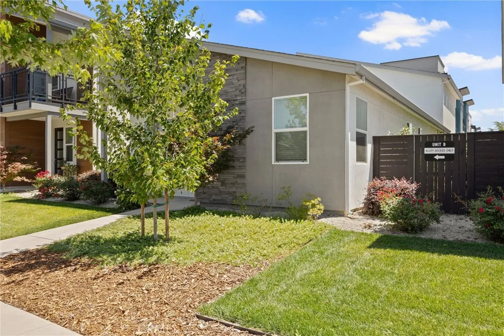 Exterior - Front Home