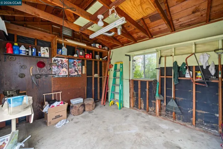 Shed