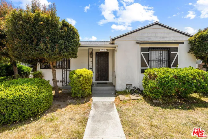 2530 W 154th Street, Gardena, California 90249