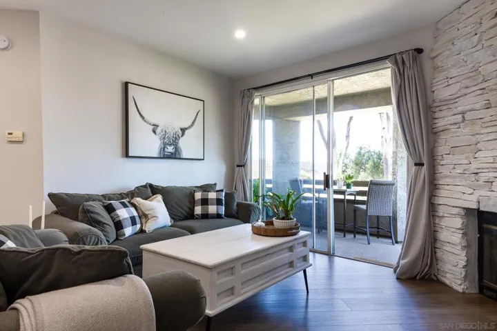7336 Mission Dam Ter Unit 199, Santee, California 92071