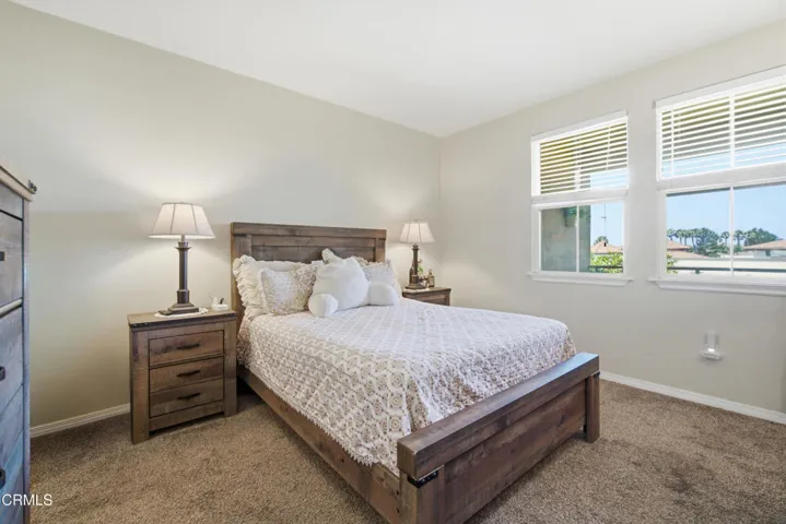 18_bedroom