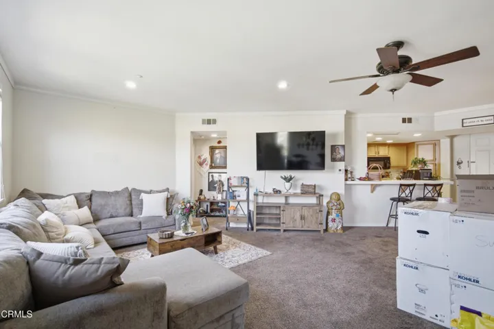 11_living room