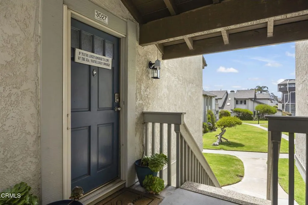 4-web-or-mls-3027Harbor-23