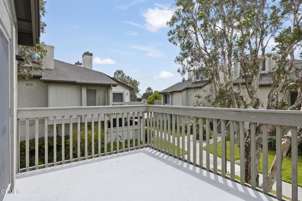 15-web-or-mls-3027Harbor-83