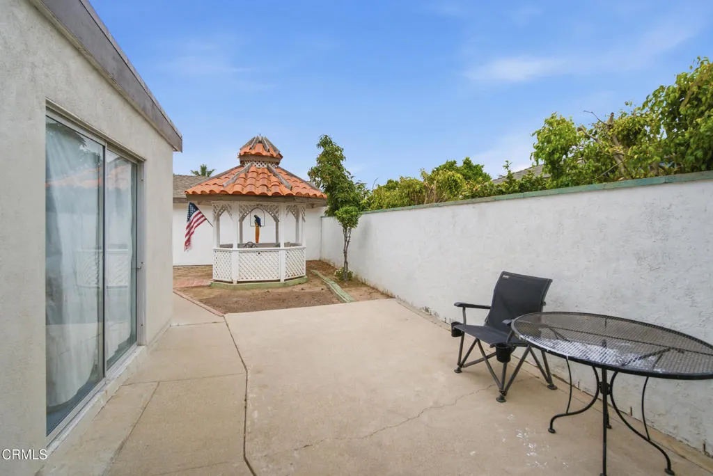 34_backyard