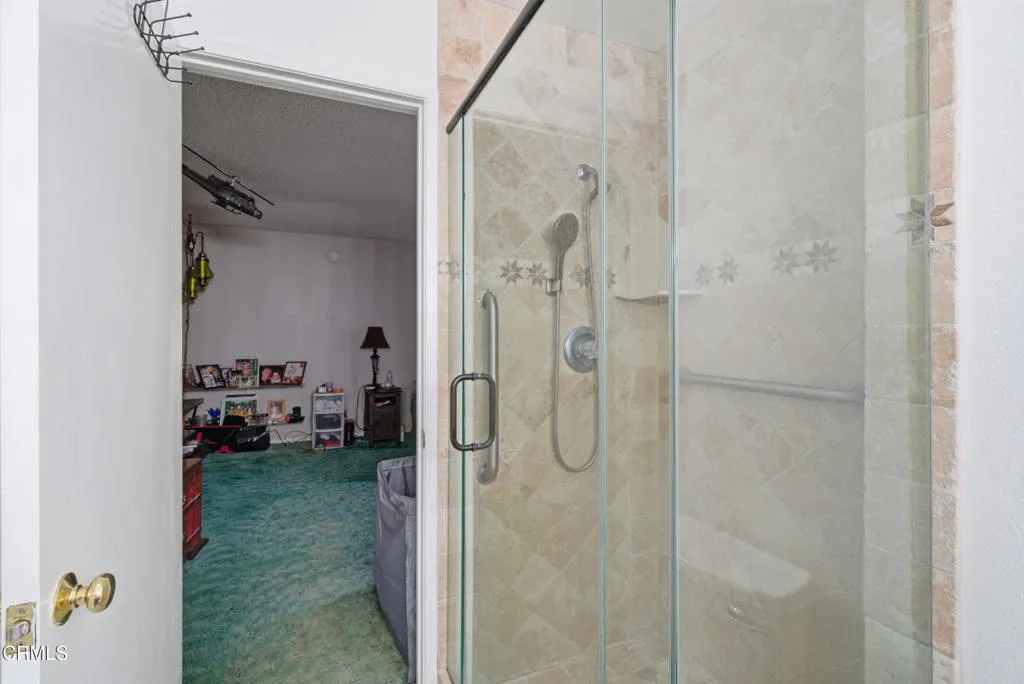 28_bathroom