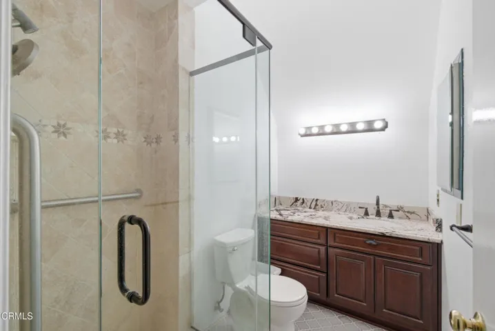 27_bathroom
