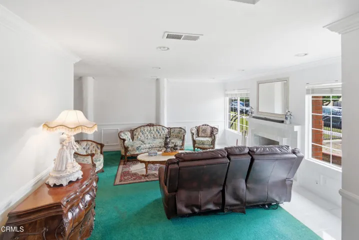 10_living room