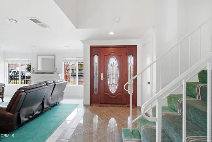 9_foyer