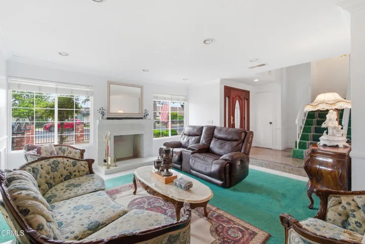 12_living room