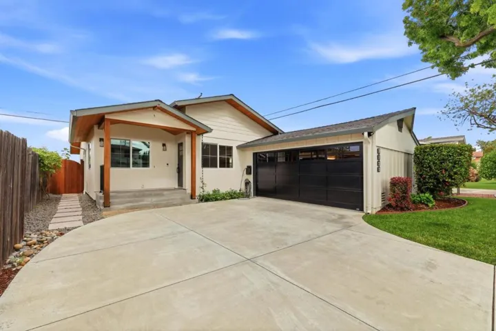 2133 Santa Cruz Avenue, Santa Clara, California 95051
