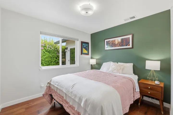 2133 Santa Cruz Avenue, Santa Clara, California 95051