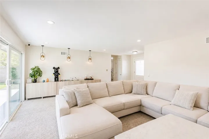 1968 W Chanticleer, Anaheim, California 92804