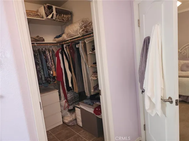 walk in closet