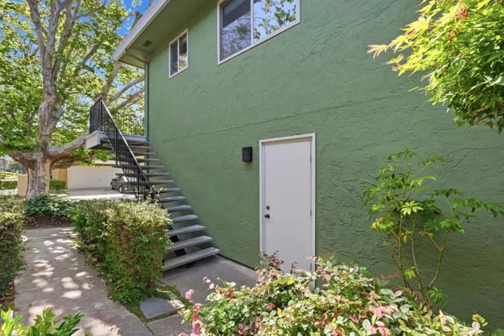 1400 Ruby Court 4, Capitola, California 95010