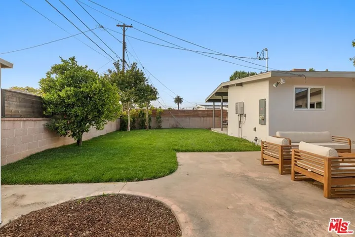 24005 Fulmar Avenue, Torrance, California 90501