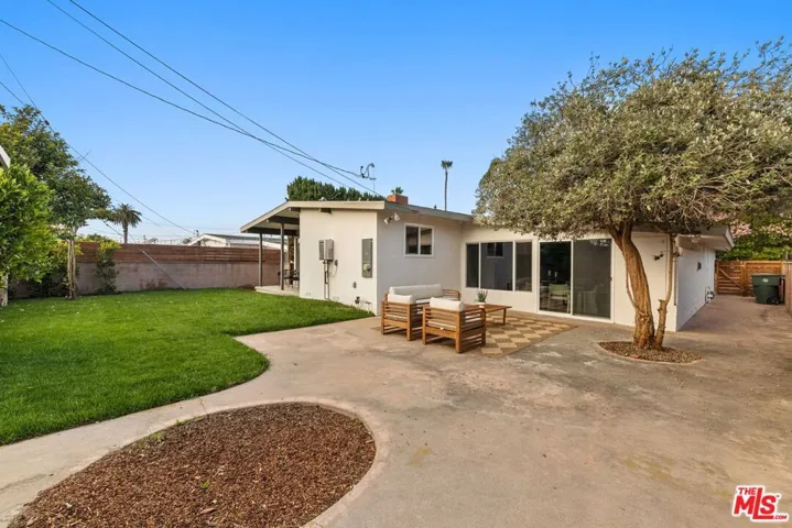 24005 Fulmar Avenue, Torrance, California 90501