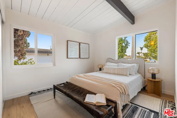 24005 Fulmar Avenue, Torrance, California 90501