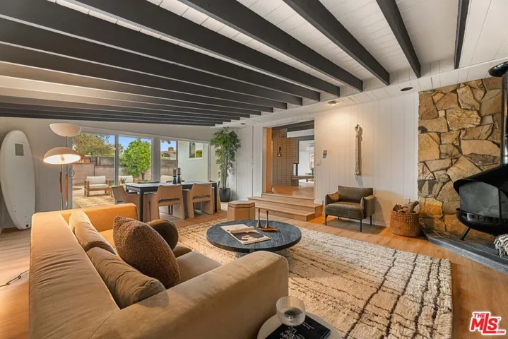 24005 Fulmar Avenue, Torrance, California 90501