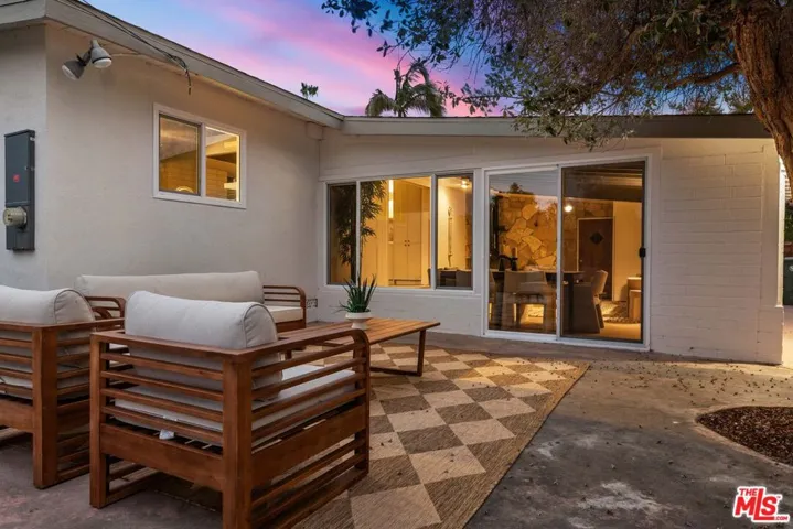 24005 Fulmar Avenue, Torrance, California 90501