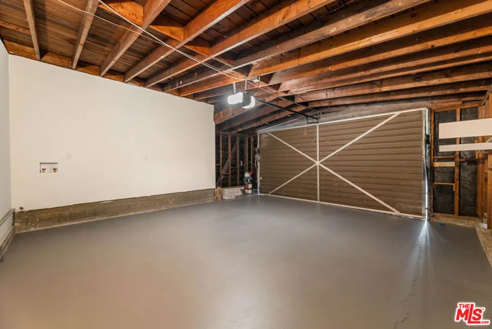 24005 Fulmar Avenue, Torrance, California 90501