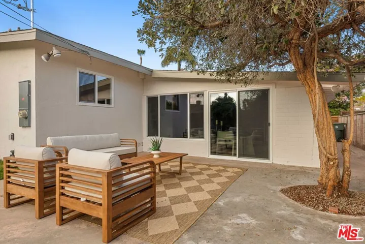 24005 Fulmar Avenue, Torrance, California 90501