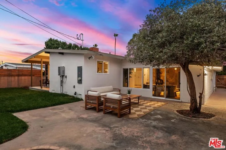 24005 Fulmar Avenue, Torrance, California 90501