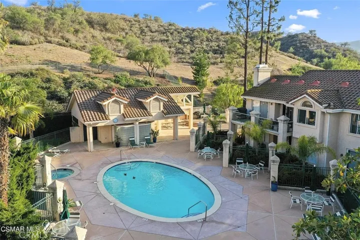 478 Shelburne Lane Unit B, Simi Valley, California 93065