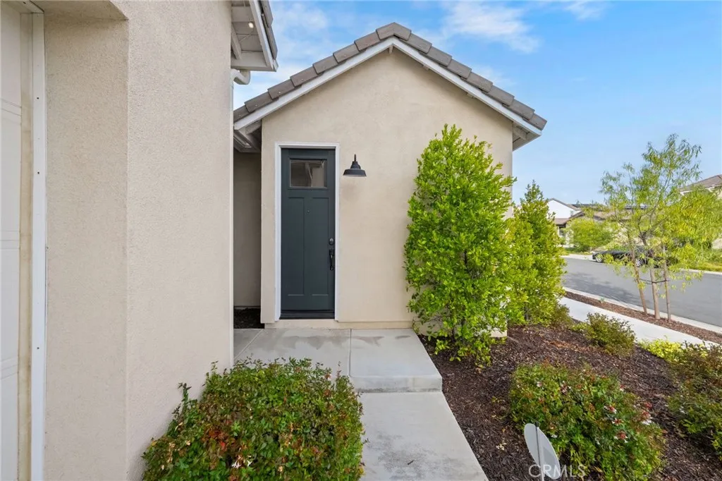 Casita Entry