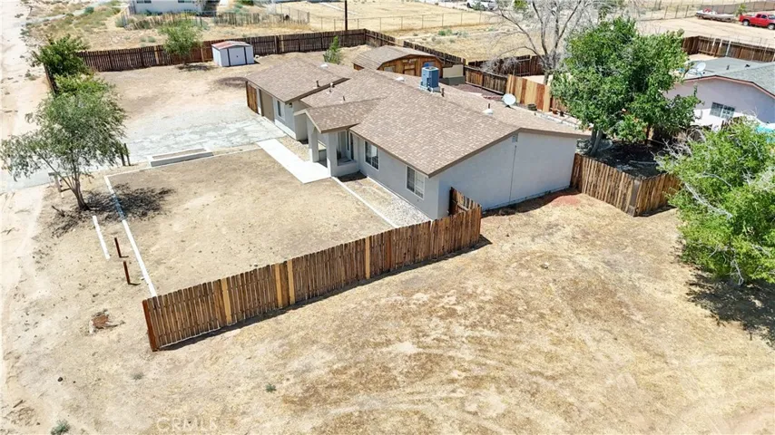 21018 Little Beaver, Apple Valley, California 92308
