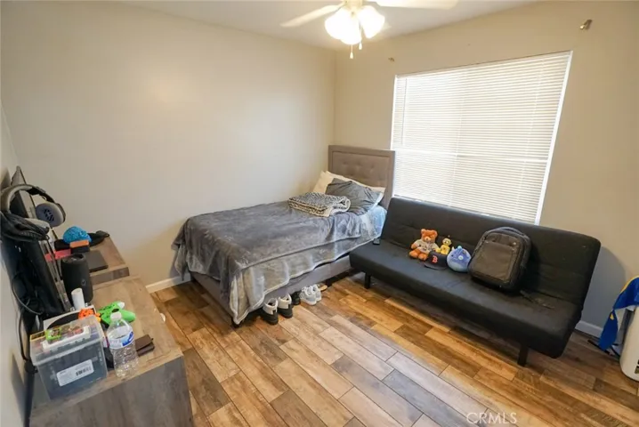 21018 Little Beaver, Apple Valley, California 92308