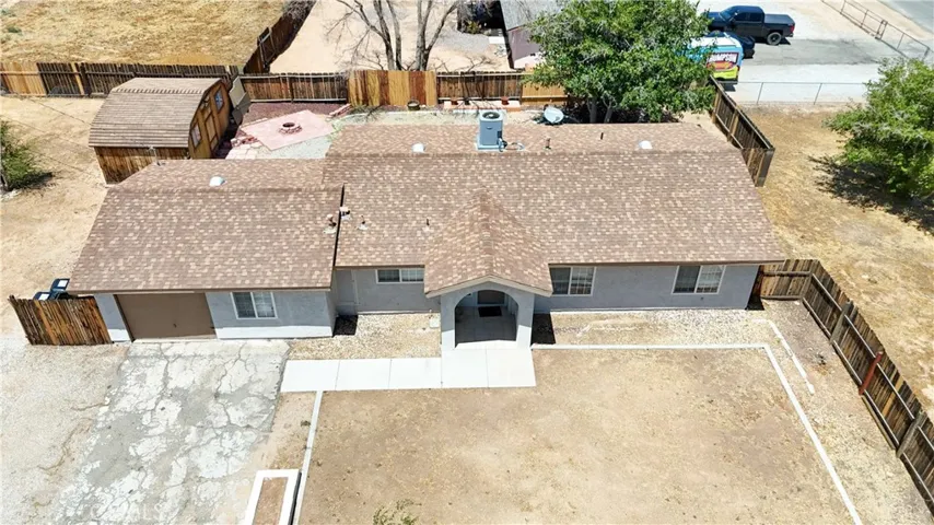 21018 Little Beaver, Apple Valley, California 92308