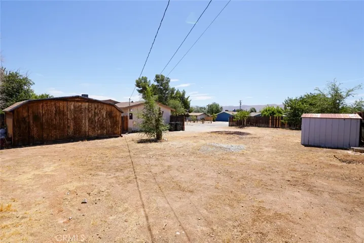 21018 Little Beaver, Apple Valley, California 92308