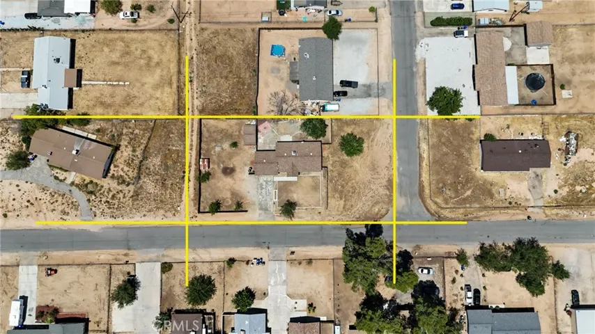 21018 Little Beaver, Apple Valley, California 92308