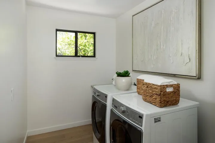 1514 Frontero Avenue, Los Altos, California 94024