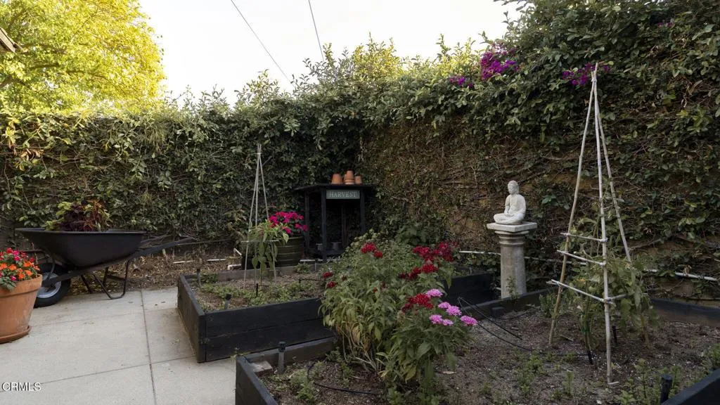 55-web-or-mls-2410 E. Orange Grove Blvd
