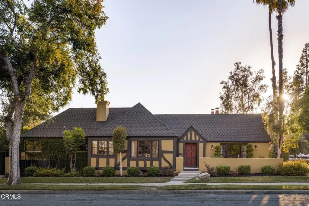 1-web-or-mls-2410 E. Orange Grove Blvd b