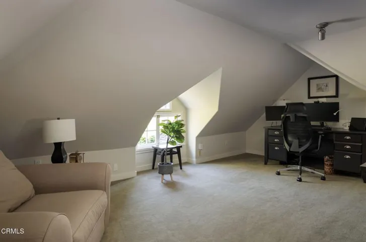 32-web-or-mls-2410 E. Orange Grove Blvd