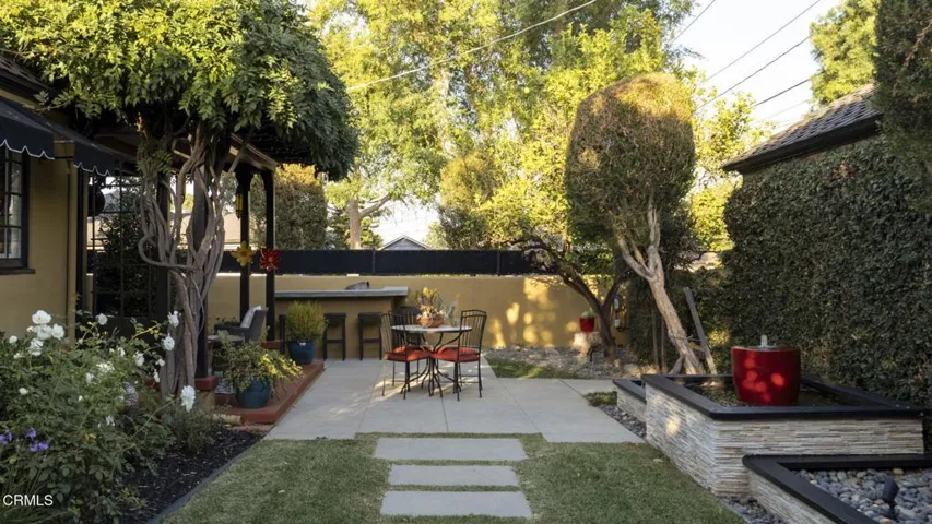 46-web-or-mls-2410 E. Orange Grove Blvd