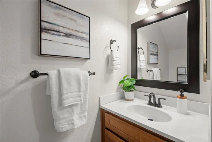 229 Saratoga Avenue, Santa Clara, California 95050