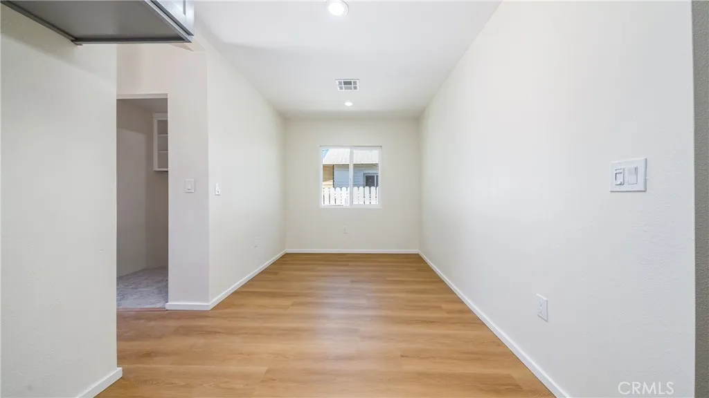 Dining room.